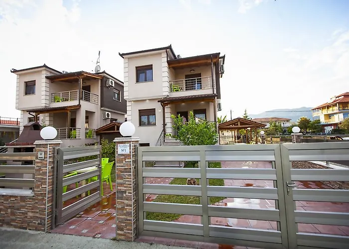 Αmalia Lux Villas